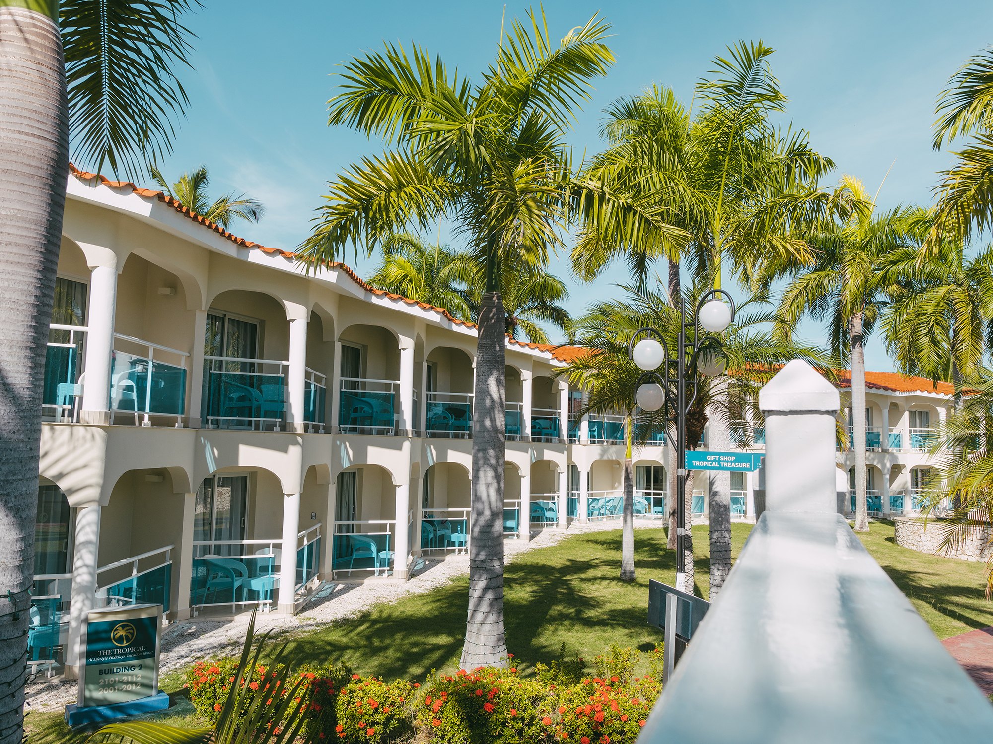 Lifestyle Tropical Beach Resort — Puerto Plata — 2 Bedroom